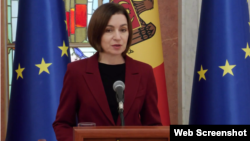 Într-un interviu pentru jurnaliștii britanici, Maia Sandu a spus că, dacă s-ar face un referendum cu privire la unirea Republicii Moldova cu România, ar vota pentru. 