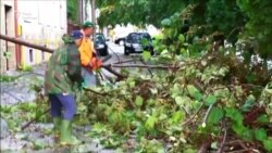 Восьмеро людей стали жертвами буревію у Румунії (відео)