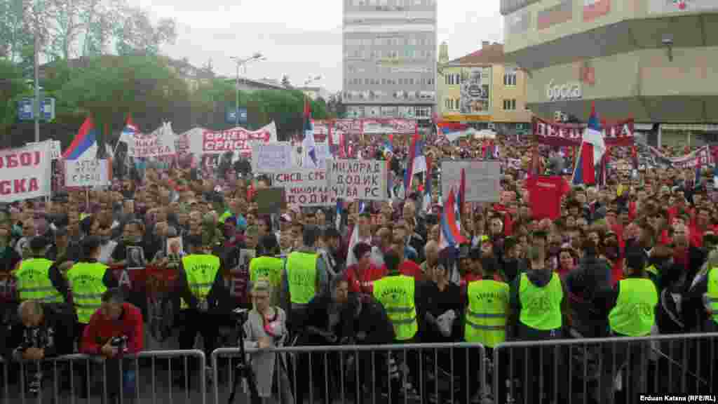 Miting vlasti