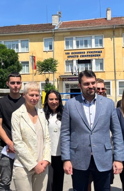 В неделя външният министър от ГЕРБ Георг Георгиев гласува на