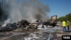 На місці ДТП у Красноярському краї Росії, 22 липня 2015 року
