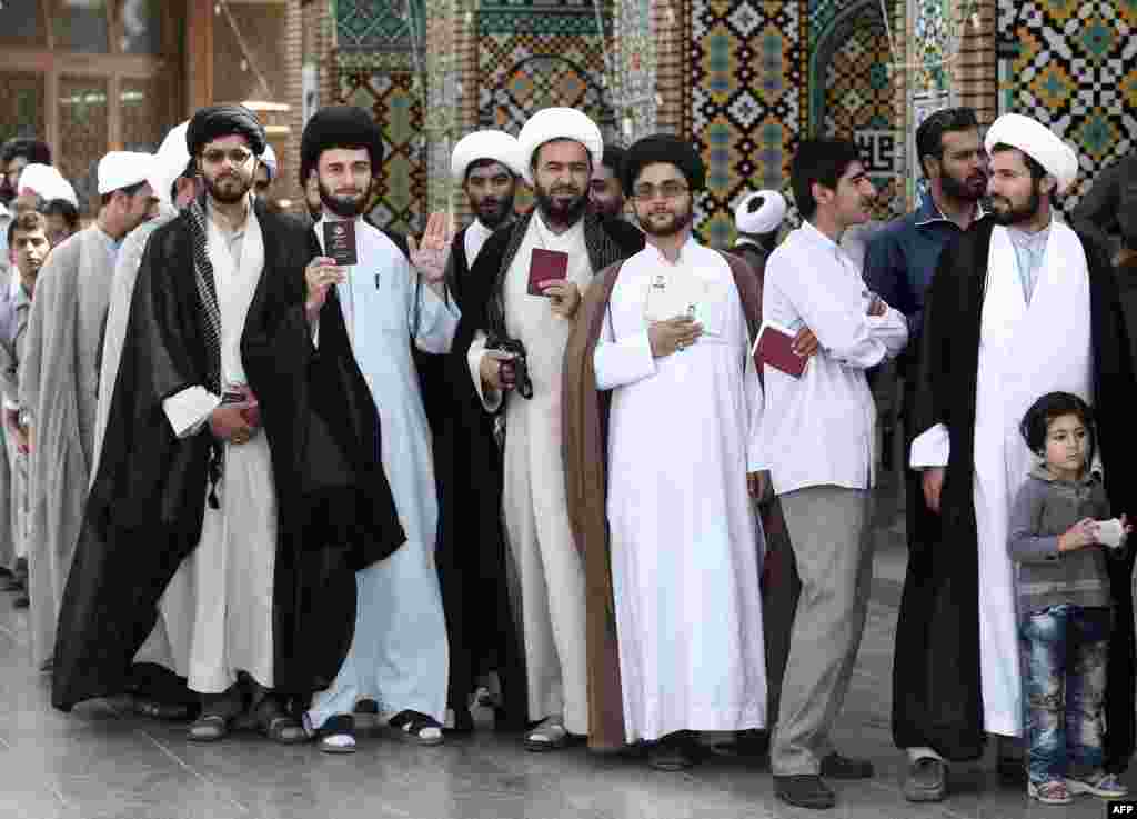 Clerics wait to vote in Qom.