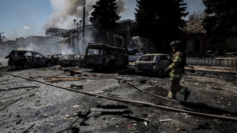 Ukraina urdhëron më shumë evakuime teksa Rusia shton presionin në fushëbetejë