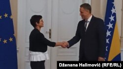 Komisionarja për Zgjerim e Bashkimit Evropian, Marta Kos, në takim me Denis Beqiroviqin, anëtar i Presidencës së Bosnje e Hercegovinës. Sarajevë, 22 shtator 2025.