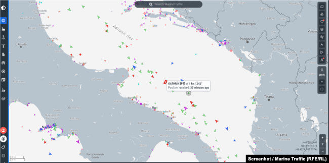 Anija Kathrin prej disa ditësh ndodhet në Adriatikun jugor; Faqja e Trafikut Detar për monitorimin e trafikut detar; 4 tetor 2024.