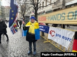 Міріам приїхала підтримати Україну з Великої Британії, вона членкиня організації «Пульс Європи»