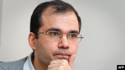 Үлкен қара әтеш