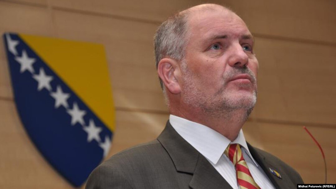 Mustafa Mujezinović, Foto: Midhat Poturović