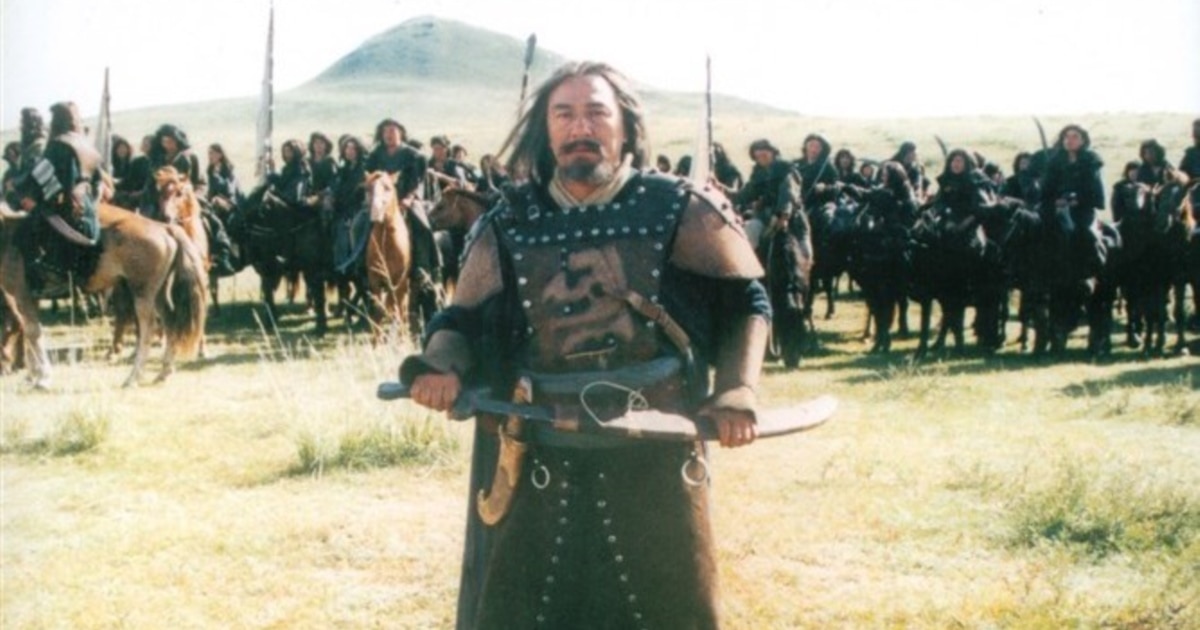 Кішкентай қыз әкесін жыныстық қатынасқа азғырған.