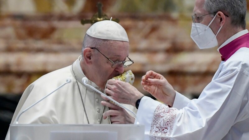 Papa Francisc lansează un apel la solidaritate internațională în fața pandemiei de Covid-19