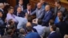 Рада підтримала законопроект Порошенка про реінтеграцію Донбасу (відео)