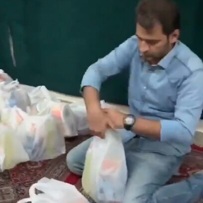 Iranians Turn To Good Deeds In Dark Times