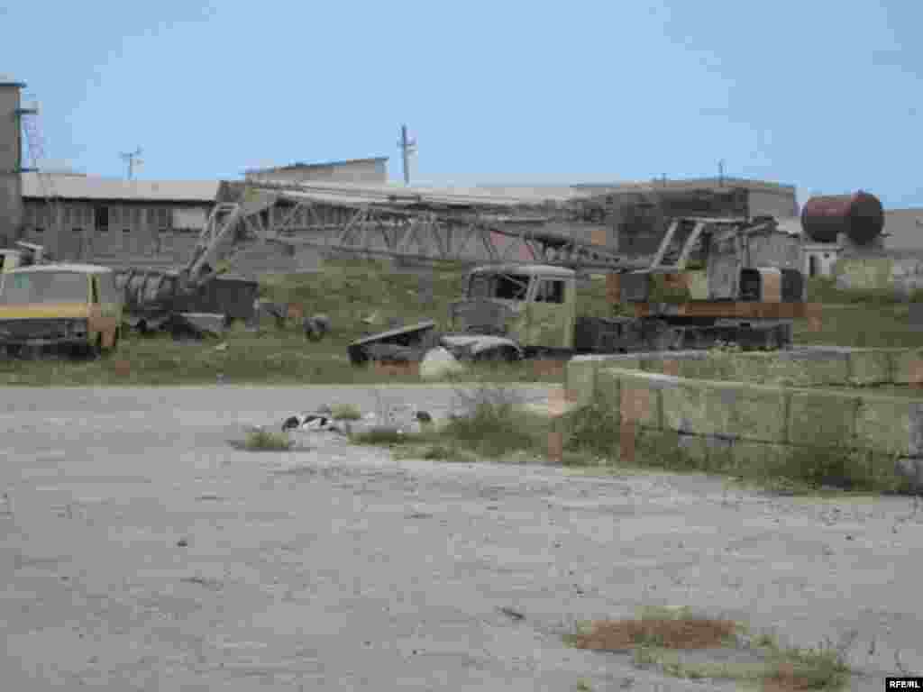 Lələsi köçən Azərbaycan sənayesi #10