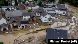 تصویر آرشیف: تخریبات سیلاب در اروپا 