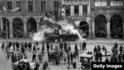 Un tanc rus la Liberec. 1968. 