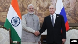 Нарендра Моди и Владимир Путин. Бишкек, 31 августа 2026 года