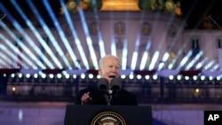 Joe Biden beszéde 2023. február 21-én Varsóban