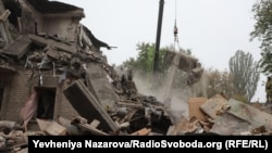 У ДСНС додали, що пошуково-рятувальні роботи тривають