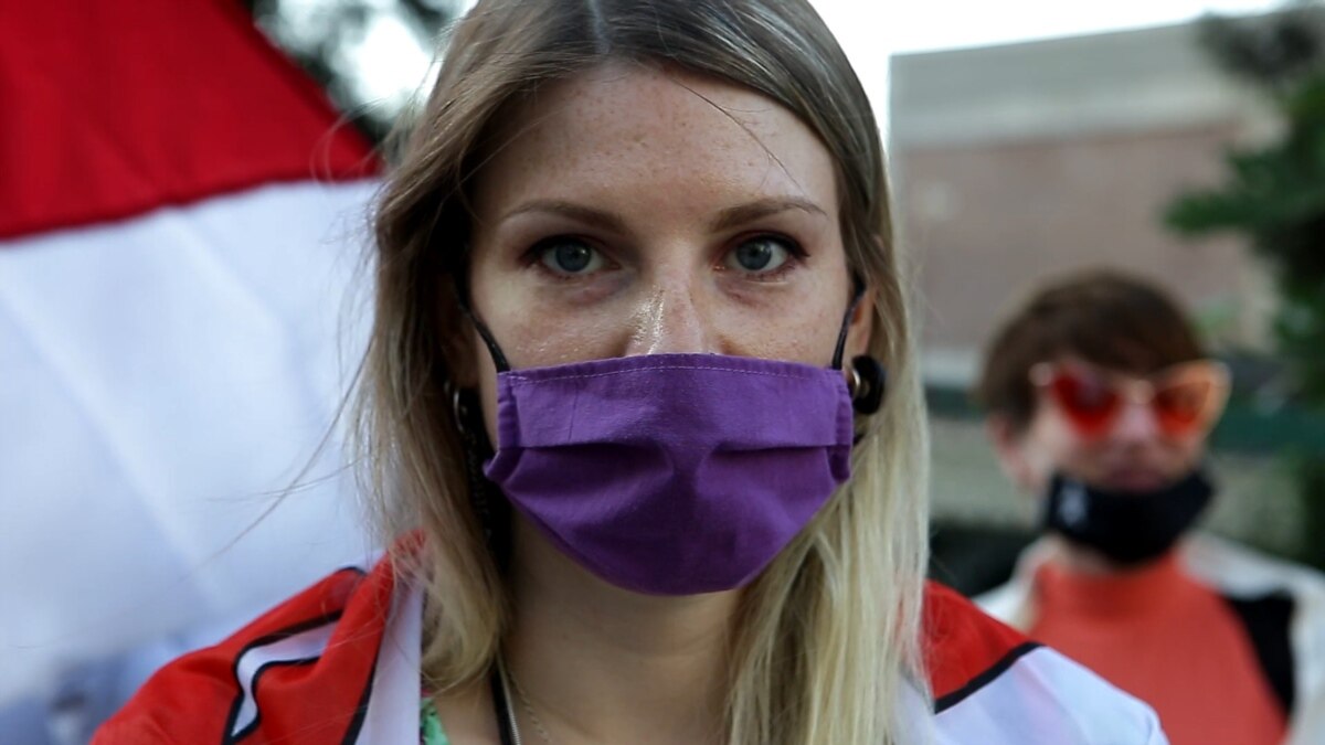Activists In Georgia Protest Arrest Of Belarusian Journalist