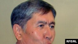 Алмосбек Атамбоев, номзади Ҷунбиши иттиҳоди мардумӣ ба мақоми раёсати ҷумҳурии Қирғизистон