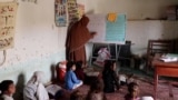 Meet The Pakistani Teacher With 5 Classes In 1 Room