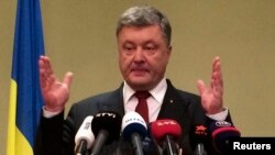 Петро Порошенко після «нормандського» саміту в Берліні, ніч на 20 жовтня 2016 року