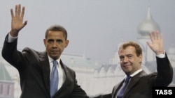 U.S. President Barack Obama (left) and his Russian counterpart Dmitry Medvedev in Moscow -- a partnership based on mutual interests without really embracing each other as strategic partners?