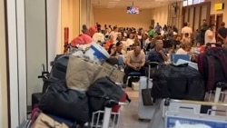 AZAL-ın təxirə salınan Naxçıvan reysləri: 'Çox böyük biabırçılıqdır'