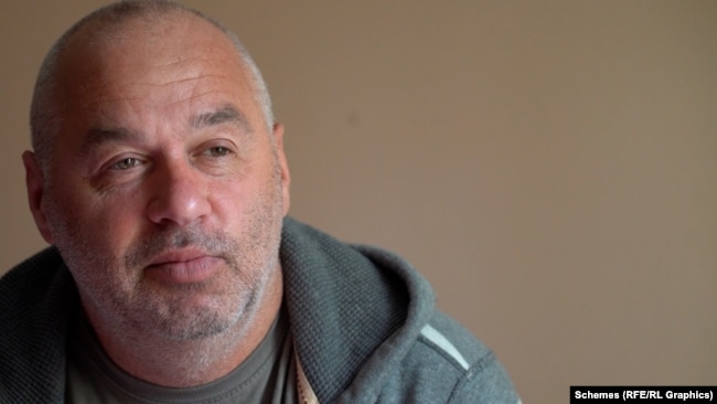 “Qan dhe belbëzon, mund t’i kesh të gjitha simptomat. Por, duhet të qëllosh mbrapsht. Nuk ekziston mundësi tjetër”, ka thënë ushtari ukrainas, Ihor Kozarenko.