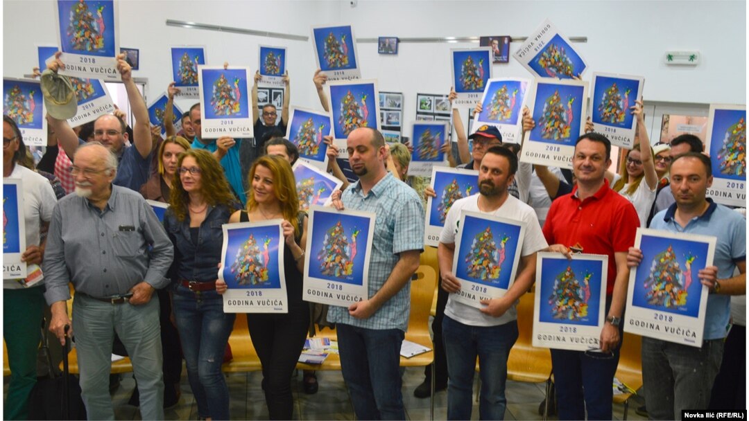 Izložba u Požegi - Vučićem na Koraksa