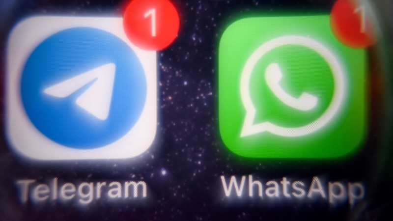 Rusia limitează apelurile pe platformele WhatsApp și Telegram, pe care le acuză că încalcă legea și nu colaborează cu autoritățile