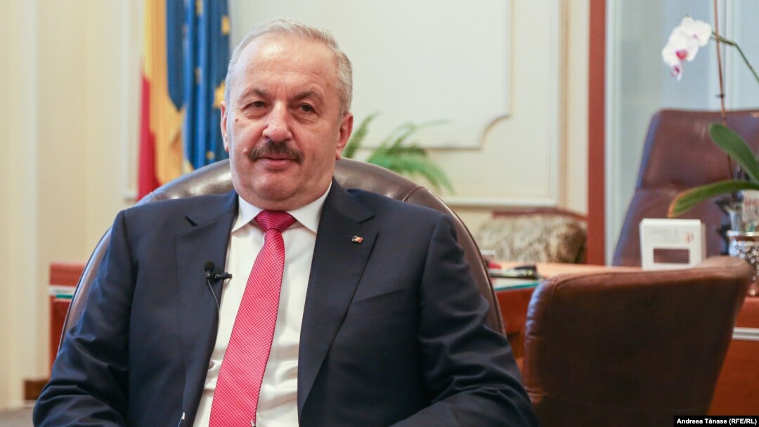 Președintele Consiliului Național al PSD și fost ministru al Apărării, V. Dîncu a vorbit pentru Europa Liberă, în contextul reuniunii miniștrilor de Apărare NATO/Bruxelles. El a răspuns și la întrebări privind probleme interne, inclusiv despre cele care divizează Coaliția. 