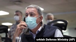 За словами міністра оборони Туреччини Хулусі Акара, у центрі, розташованому в Агдамському районі, працюватимуть один турецький генерал і 38 офіцерів