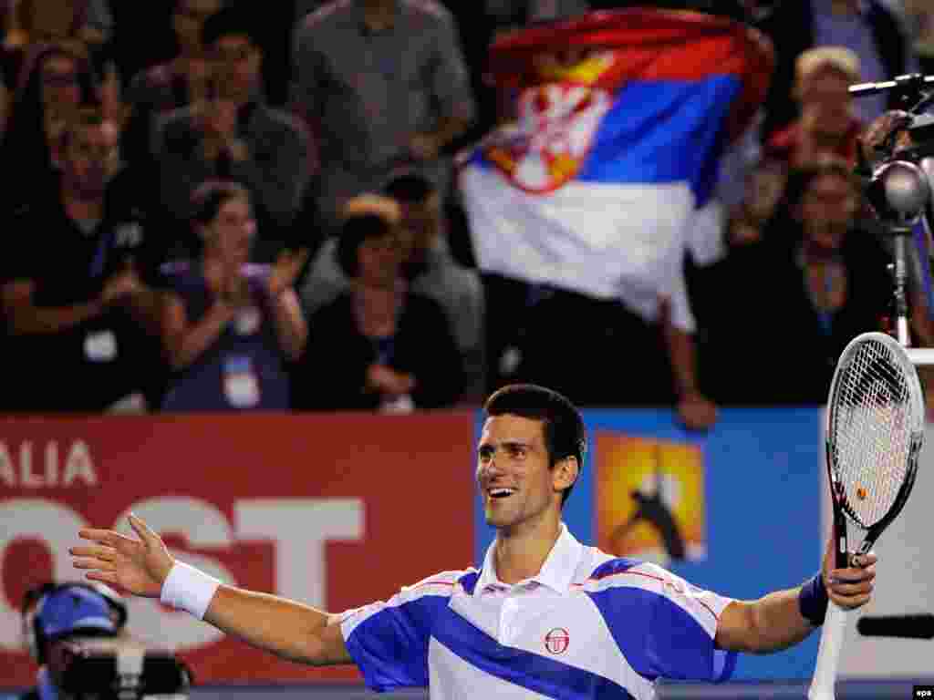 Australija - Srbijanski tenisač Novak Đoković plasirao se u finale Australian Opena u Melbournu, 27.01.2011. Foto: EPA / Franck Robichon