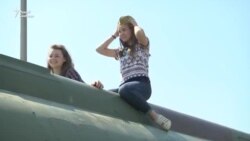 Вялiкая гульня у вайну: як адзначылi Дзень Перамогi на Лiнii Сталiна