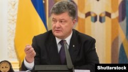 Петро Порошенко зауважив, що у більшості західних столиць немає жодних сумнівів про підготовку Кремлем масштабних втручань у виборчі процеси