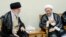صادق آملی لاریجانی (راست) همراه با آیت‌الله علی خامنه‌ای