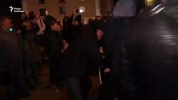 Драка во время акции в поддержку Навального в Петербурге