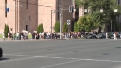 Հայաստանում ռուսաստանցիներն ընտրությունների օրն օգտագործում են հակապատերազմական դիրքորոշում արտահայտելու համար