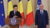 Președintele român, Nicușor Dan, alături de premierul desemnat, Ilie Bolojan, vorbind presei la Palatul Cotroceni, 20 iunie 2025