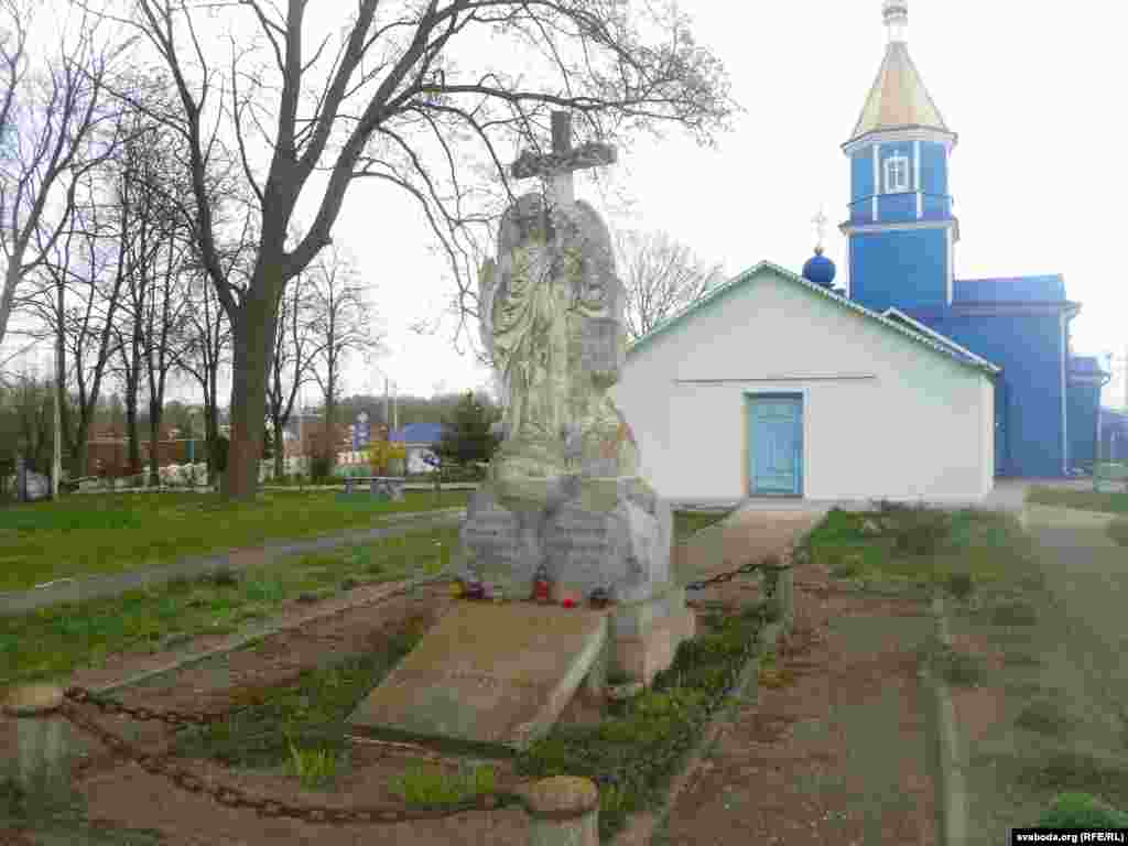 Пахаваньне сваякоў Адама Міцкевіча