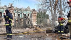 Posljedice ruskog napada na grad Sumi na sjeveroistoku Ukrajine, 13. april 2025.