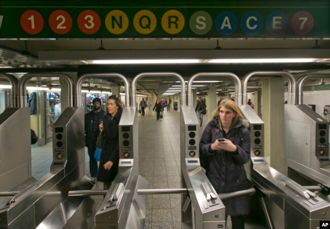 Linjë metroje në Nju Jork.