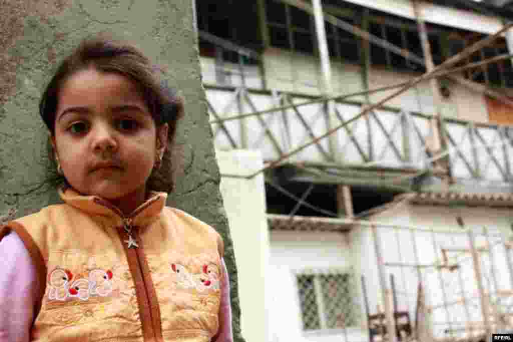 Sökülüb-tikilən Bakı #29