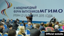 Armenia -- President Serzh Sarkisian delivers a speech during an international forum of the Moscow State Institute of International Relations, Yerevan, 23 Oct, 2015