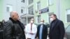 Бойко Борисов и Костадин Ангелов по време на посещение в болницата в Исперих