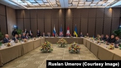 Fotografija koju je prosledio glavni ukrajinski pregovarač Ruslan Umerov prikazuje trilateralne razgovore u Ženevi 17. februara 2026.