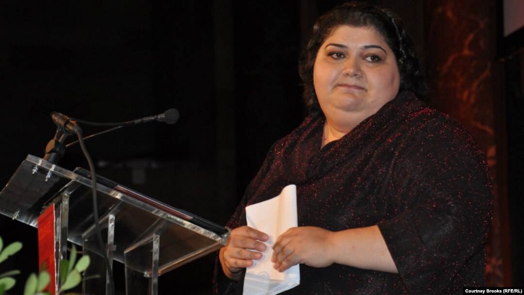 Үлкен мүшесі камминг видео