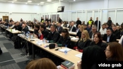 Seanca e parë gjyqësore për zjarrin në diskotekën në Koçan. 