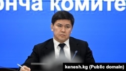 Бывшему депутату парламента Кыргызстана и бывшему члену земельной комиссии мэрии Бишкека Куванычбеку Конгантиеву назначили штраф как наказание за злоупотребление полномочиями. 